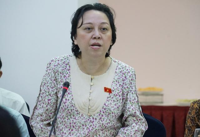 Bà Phạm Khánh Phong Lan: Phải coi hành vi tấn công bác sĩ là hành vi tấn công người thi hành công vụ - Ảnh 1.